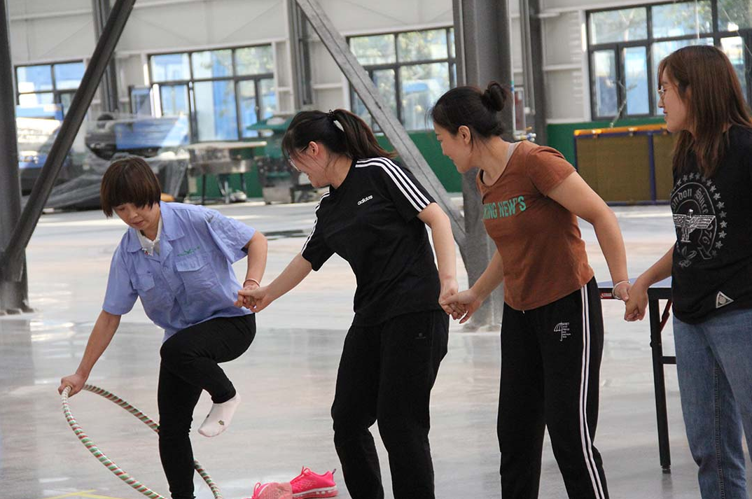 公司舉辦迎國慶中秋運動會(圖5)